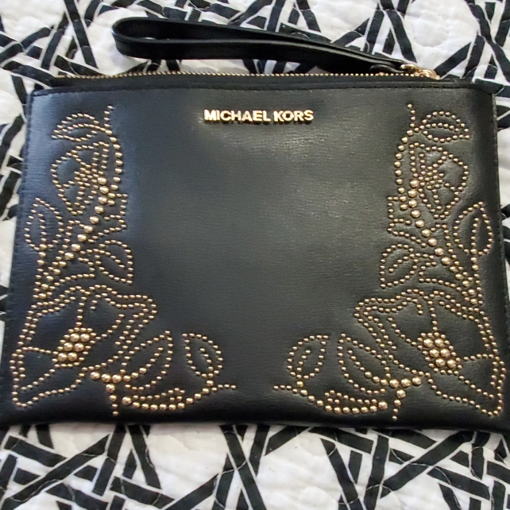 Michael Kors wristlet